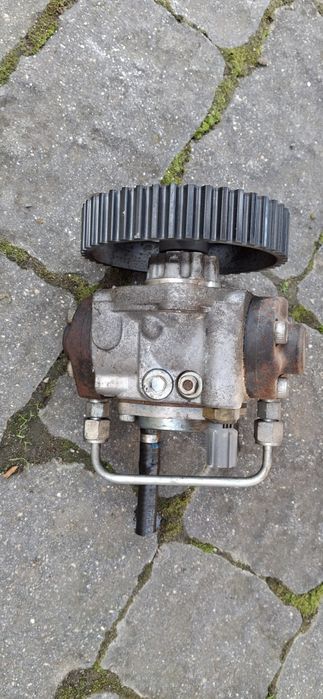 Pompa wtryskowa opel zafira astra j 1.7 cdti