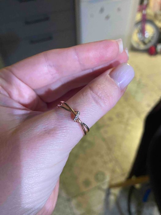 Перстень жіночий кольцо каблучка 10 розмір