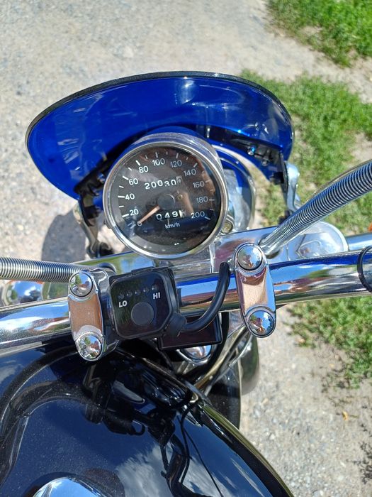 Мотоцикл круізер Suzuki Intruder 1400