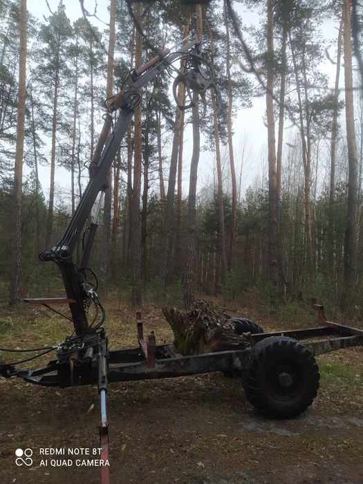 Прицеп з маніпулятором.