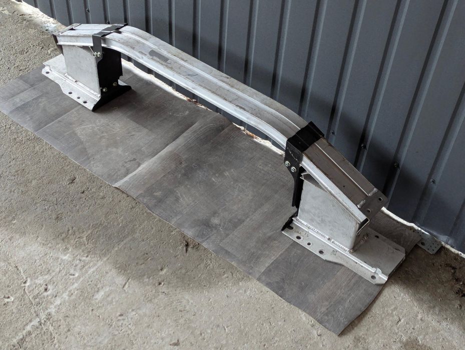 Підсилювач усилитель бампера передній в зборі Honda CR-V 6 (2022-2026)