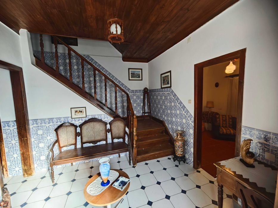 Vende-se vivenda em Trancoso próxima do centro histórico