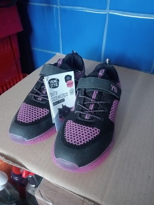 Adidasy buty dziecięce dziewczęce 33 nowe 20,5cm