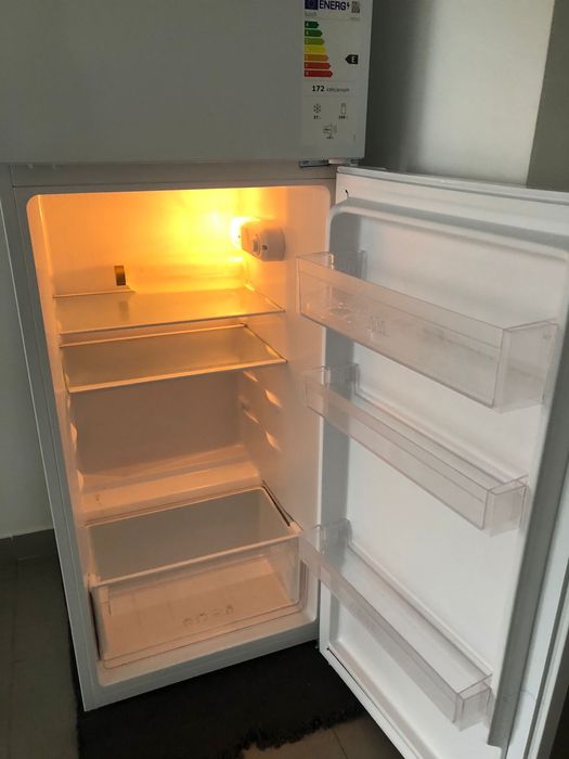 Frigorífico novo