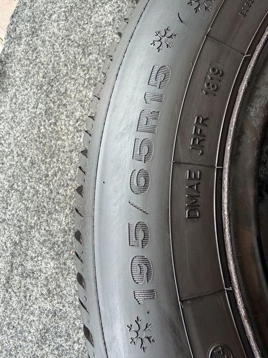 Автошини колеса резина 195/65 R15 Dunlop Response 2019 рік зимові
