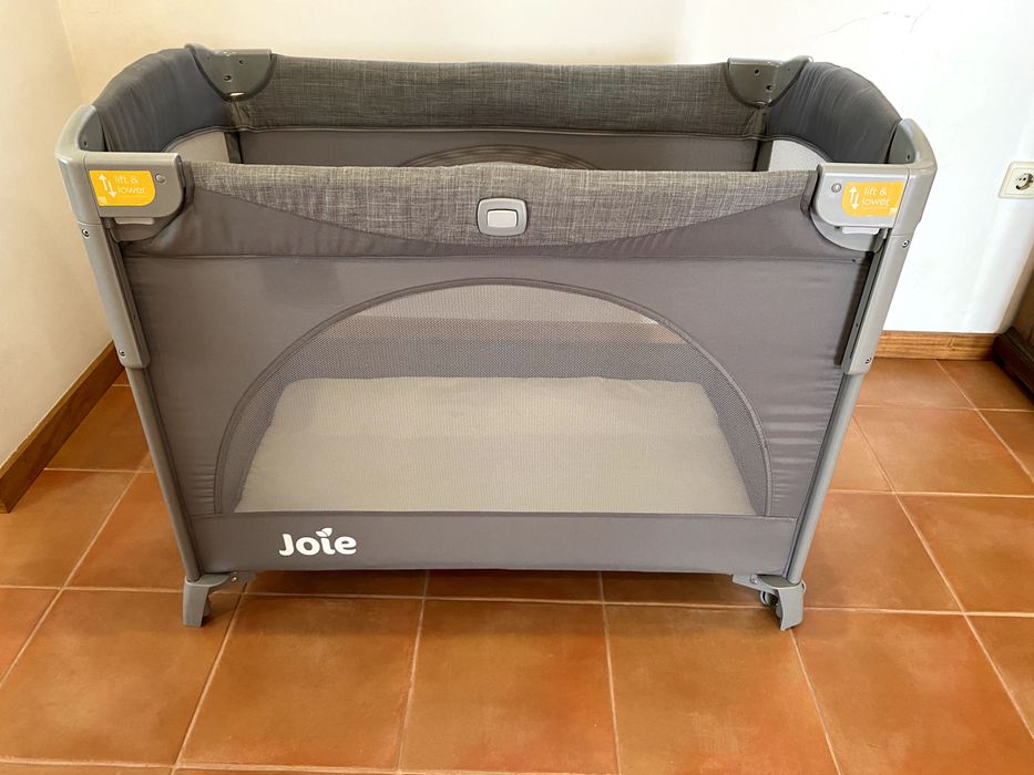 Cama viagem para bebé