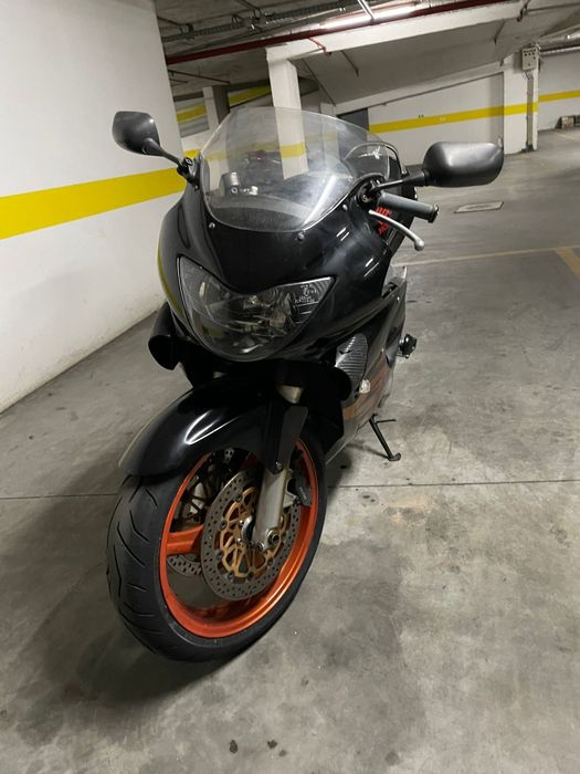 Cbr 600f4 ano 2000