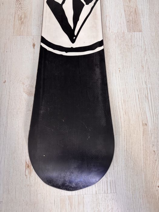 Snowboard deska CAPITA x volcom stone 156 + wiązania burton