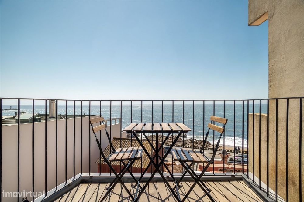Penthouse T2 com piscina e terraço de 75 m² | Senhora da Luz | Foz do