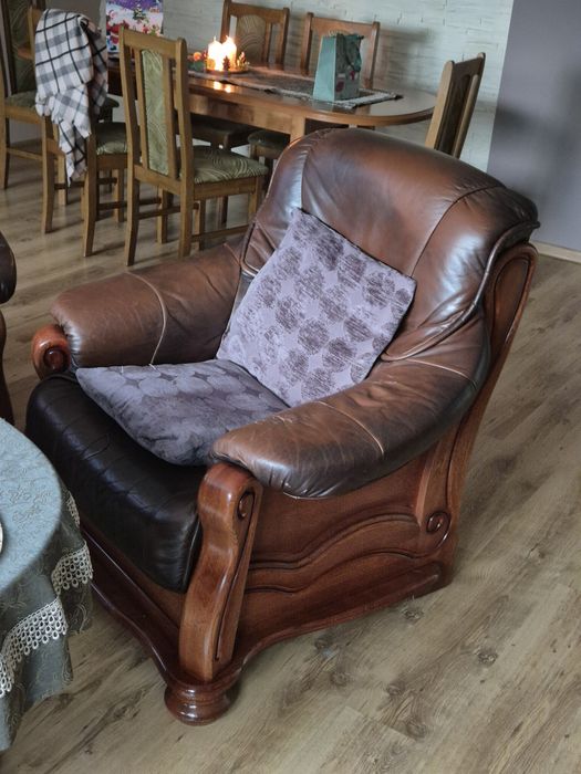 Zestaw mebli salonowych skórzanych