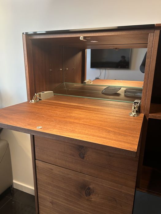 Kredens komoda orzech drewno naturalne klose