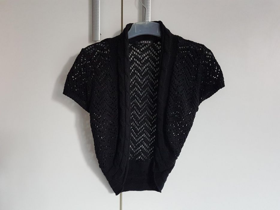 Czarne azurowe bolerko z warkoczem__Rozmiar UNI