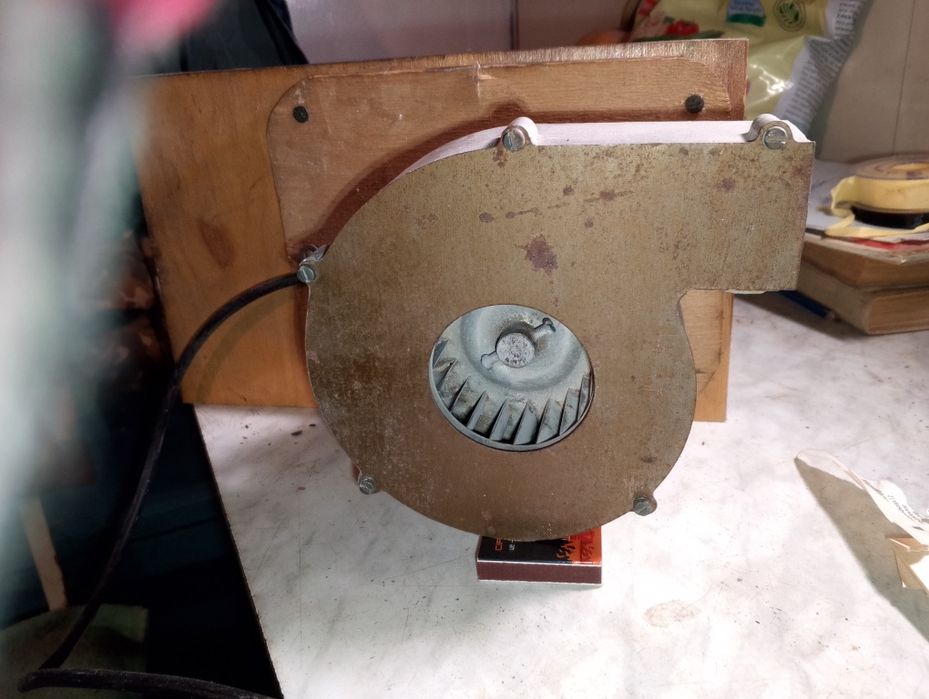 Вентилятор 220 Вольт.