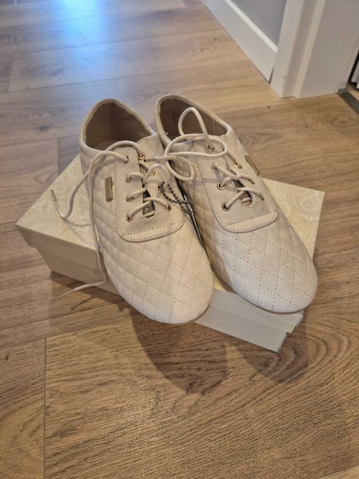 Półbuty beżowe Jenny Fairy. Rozmiar 40. Nowe