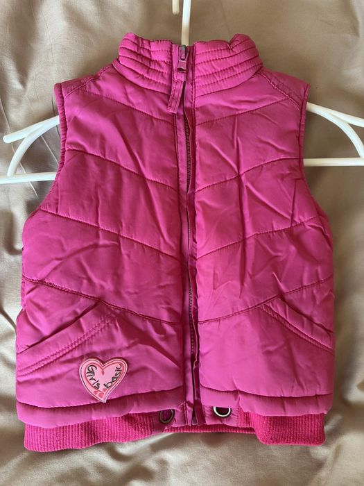 Жилетка детская розовая красивая и удобная