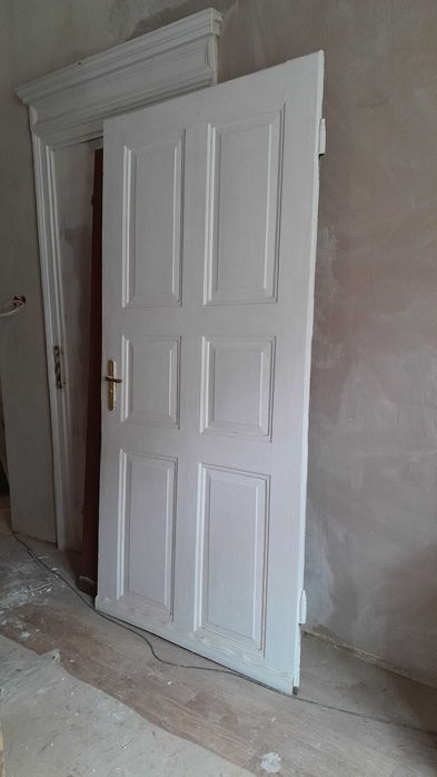 Drzwi drewniane zabytkowe