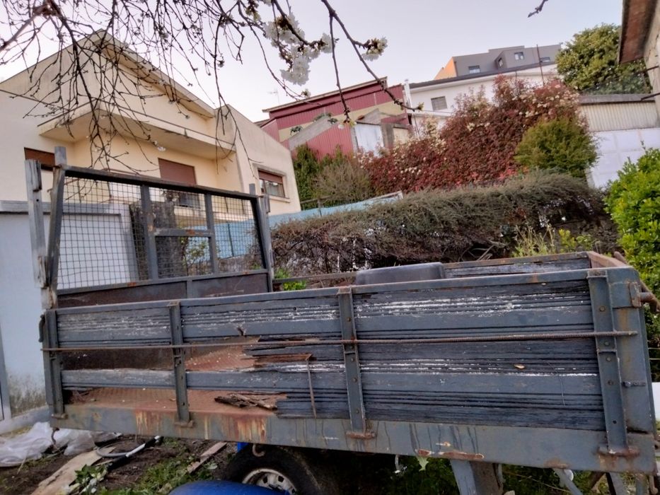 Carroçaria em ferro