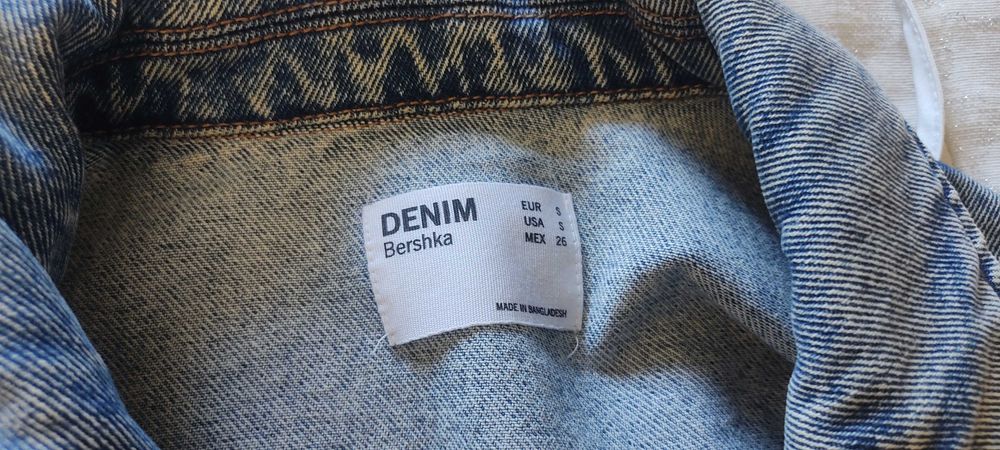 Blusão de ganga cropped (S/M)