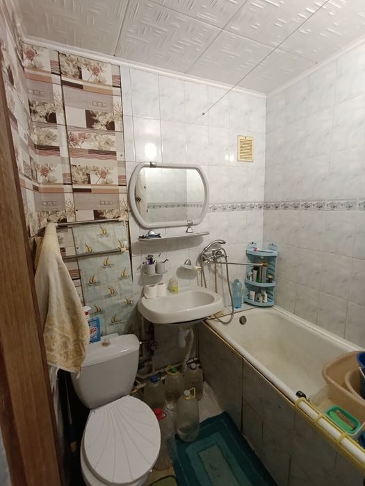 Продам 2кк пр. Мира/1я Линия, р. Колос