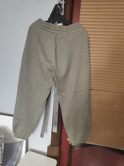 Спортивные штаны Zara р.44