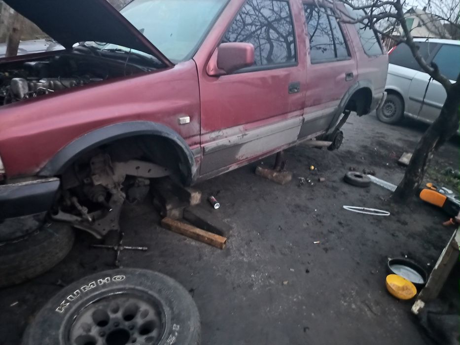 Продам Опель фронтера а