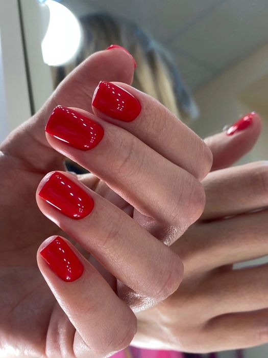 Мастер маникюра и педикюра