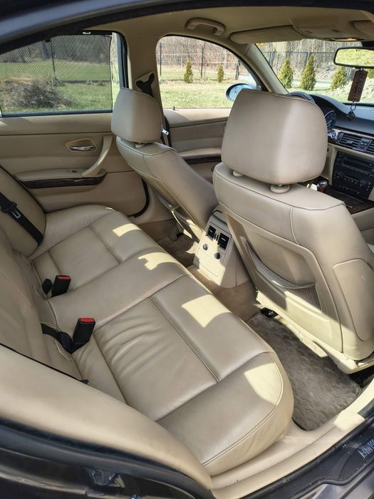 BMW Seria 3 Sprzedam bmw e90 330i