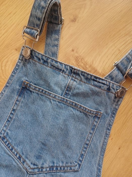 Sukienka jeansowa na szelkach XS