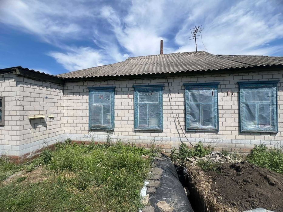 Продаж будинку Погреби (25км від Кременчука)