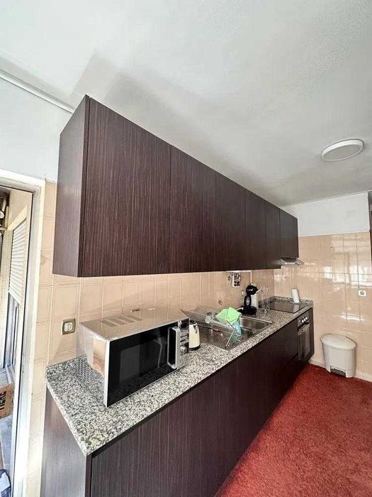 Arrenda-se apartamento, T1. totalmente mobilidade, com ar condicionado e pronto a habitar