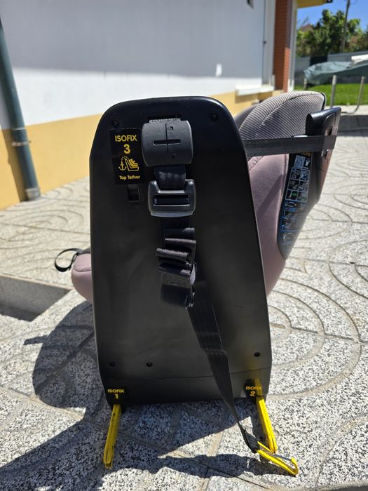 Cadeira Auto Bebeconfort ROTATIVA (isofix)
Com ISOFIX
4 Meses aos 4 An