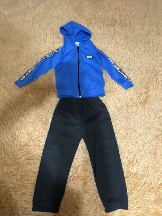 Продам костюм