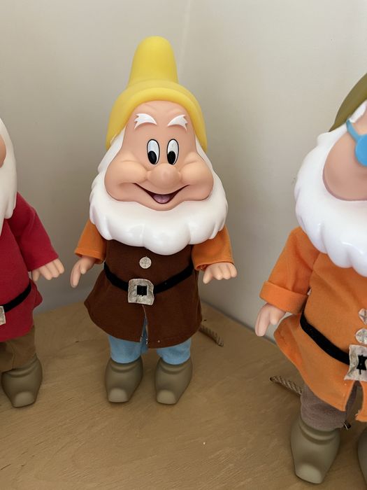 Гноми колекційні фірми Disney (38см)