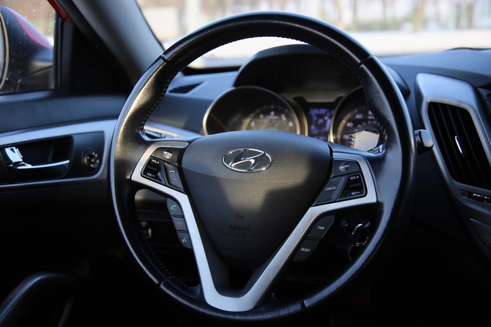 Hyundai Veloster