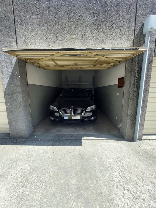 Garagem Próximo Gaishopping