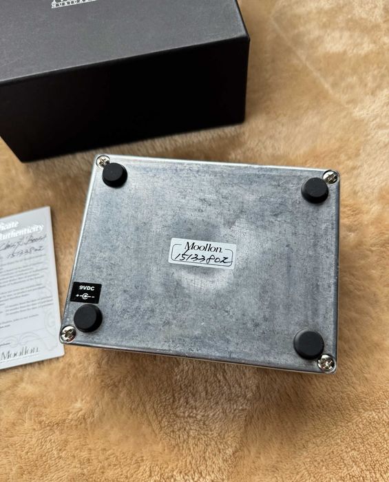 Moollon Class A Boost - booster do gitary elektrycznej , Drive