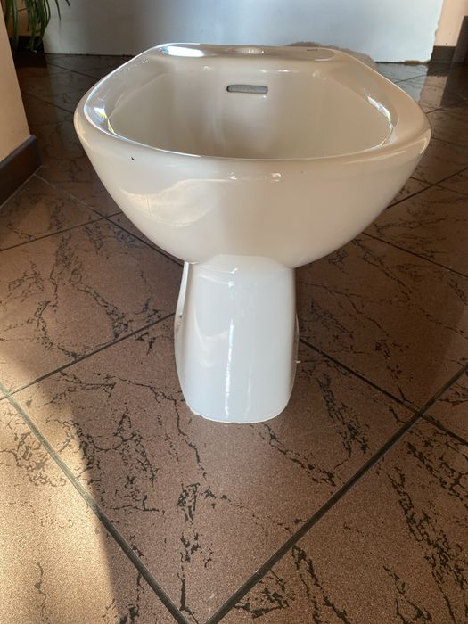 Bidet Roca bialy szer 33 cm