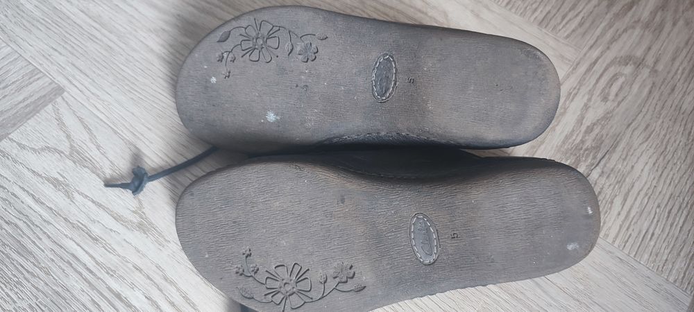 Clarks_półbuty czarne_ rozmiar 5_skóra naturalna