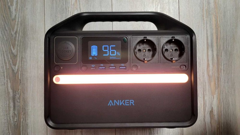 зарядна станція Anker 535 на 512 Wh