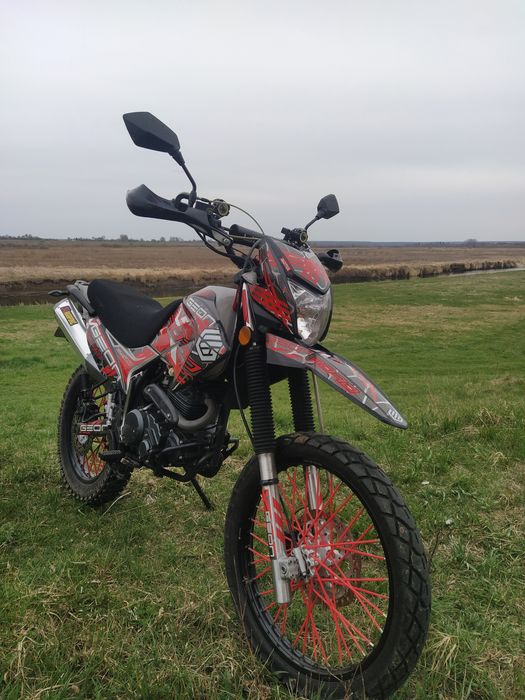 В продажі Geon X-road 250
