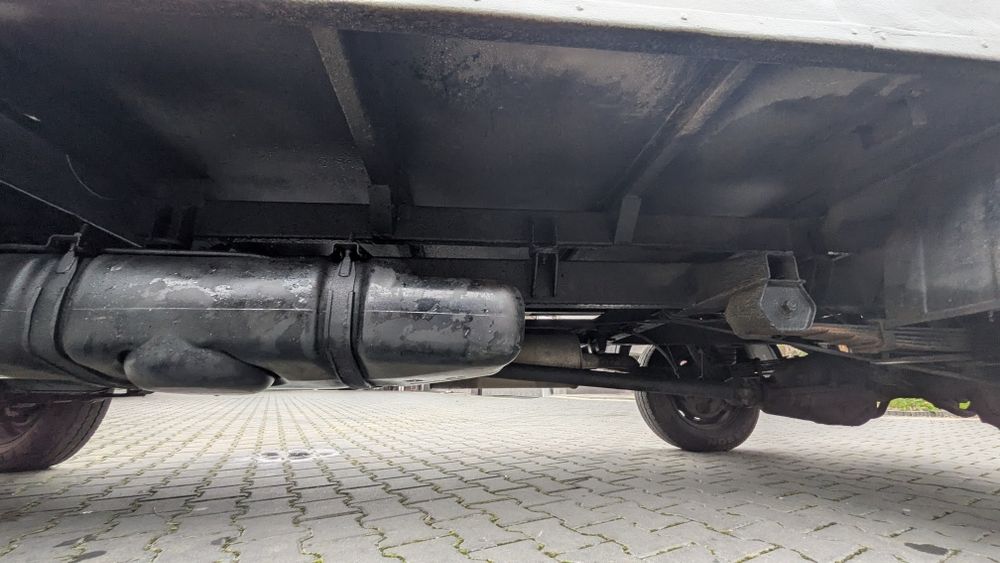 Lublin 3.5t skrzyniowy zabudowa ocieplona