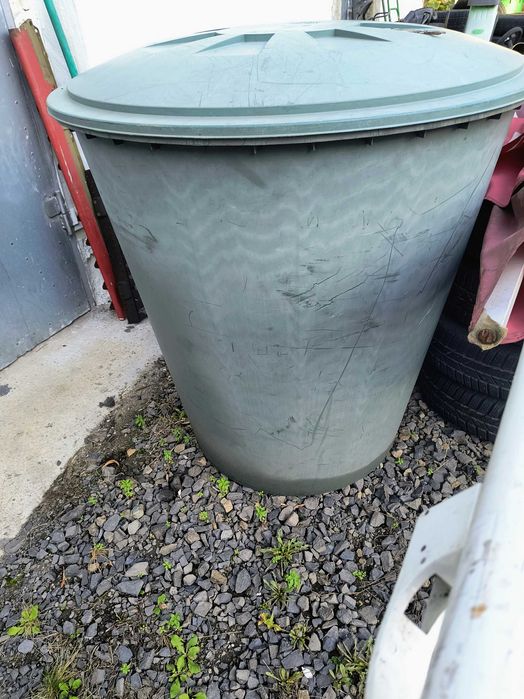 beczka pojemnik markowy ogromny aż 510 Litrów