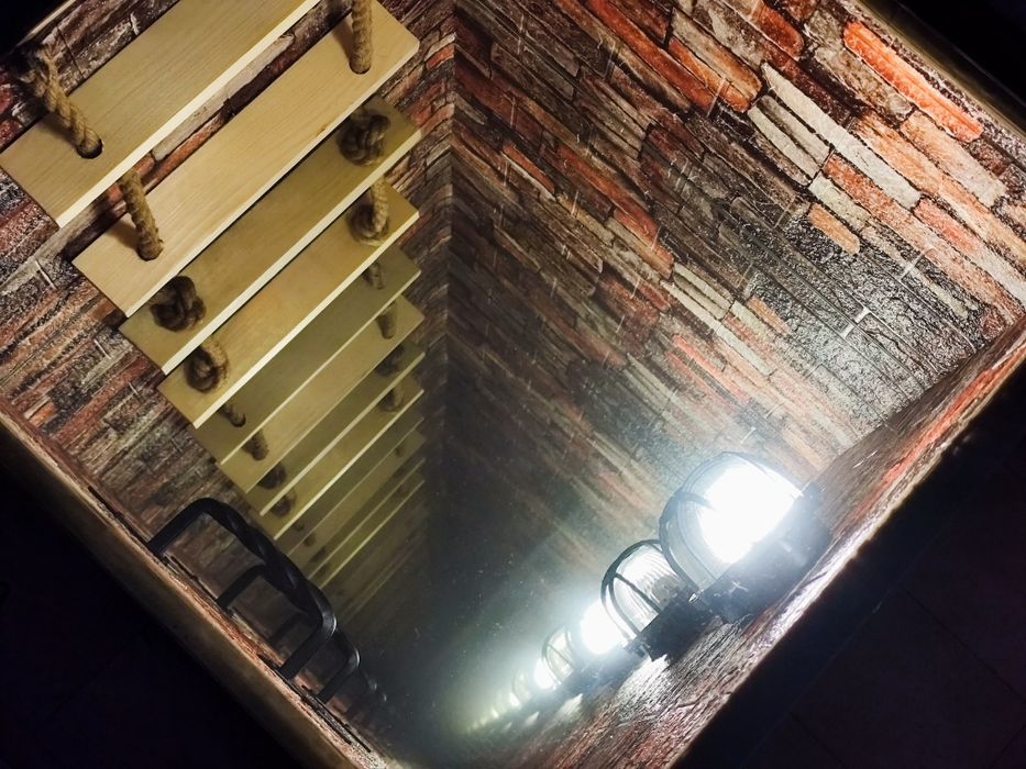 Stolik kawowy jedyny taki INFINITY MIRROR 3D