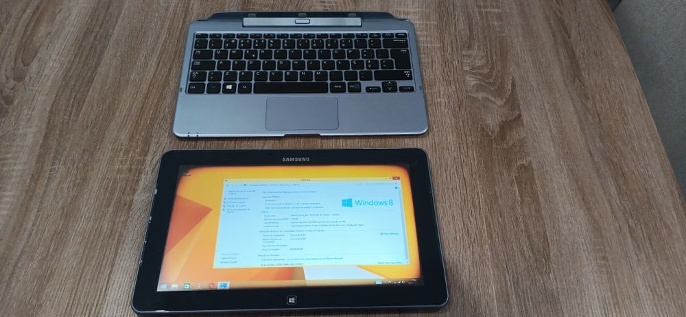 Samsung ATIV Smart PC - Tablet / PC