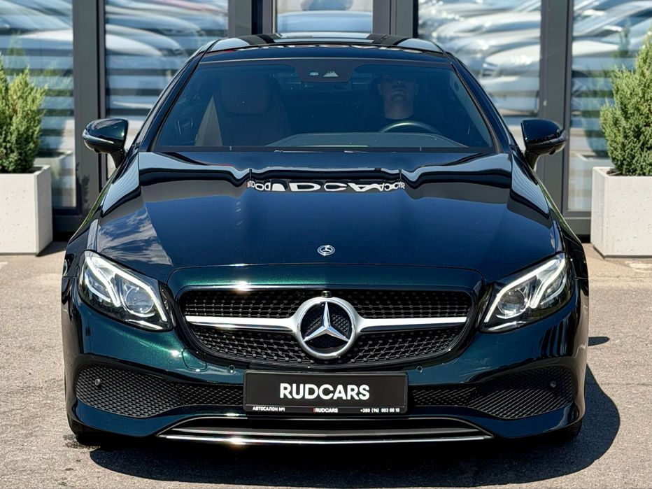 Mercedes-Benz E-Class 2019 220d G-tronic C238 Європа Не Фарбована Купе-хардтоп