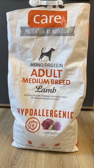 Cухий корм для собак Brit Care Hypoallergenic Medium Breed Adult  - ягня