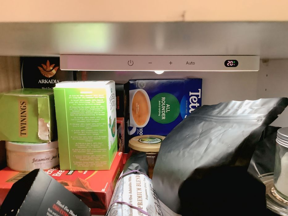 Світлодіодна лампа WILLED з датчиком руху та дисплеєм заряду 24cm