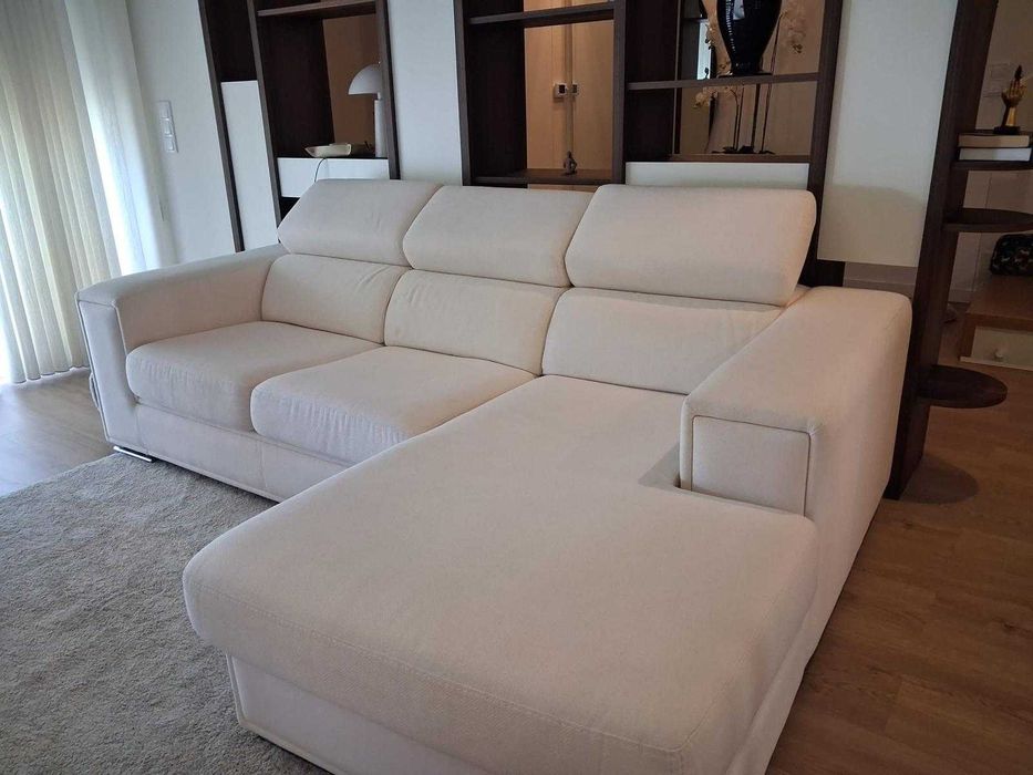Sofá de 3 lugares e Chaise