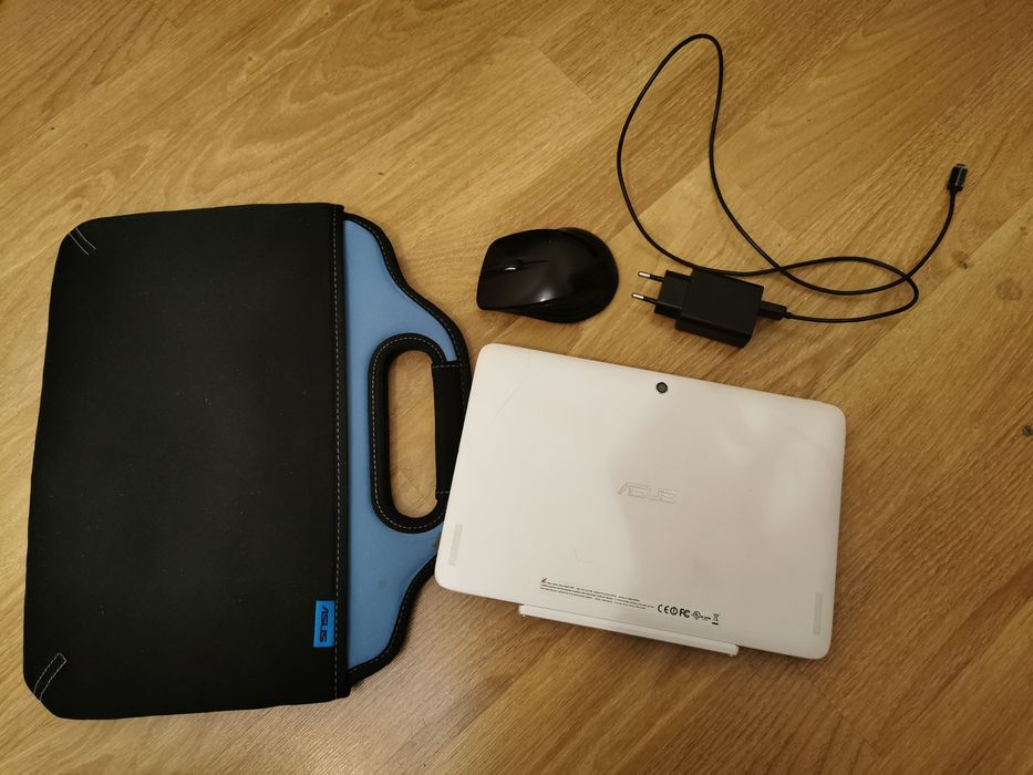 Asus Transformer Book T100 2w1 komputer i teblet biały