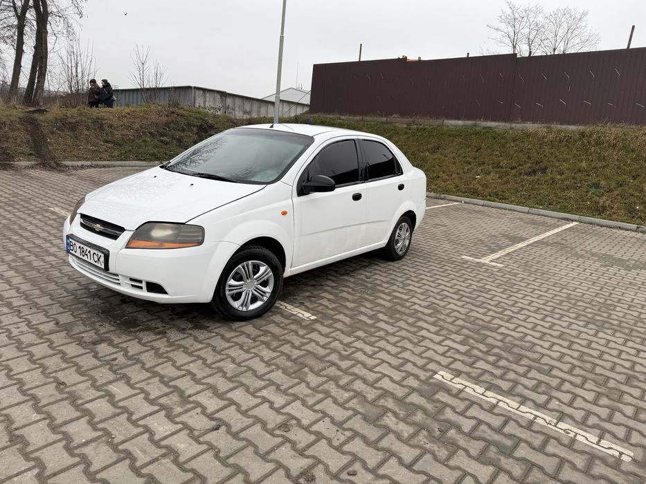 Шевроле Авео 1.5 газ/бензин